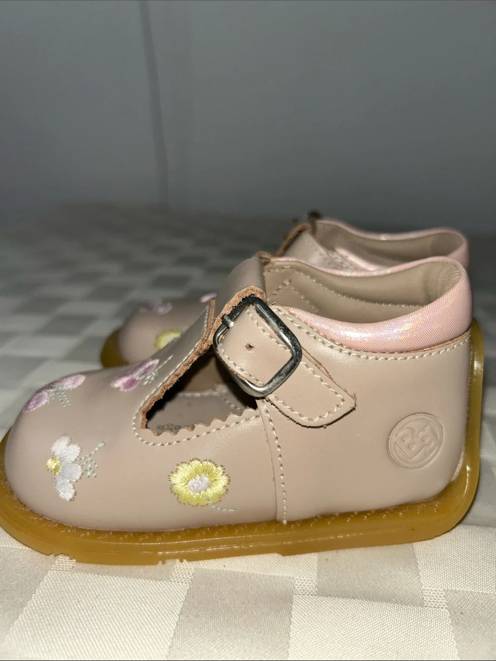 Bubble Gummers T-strap sandals